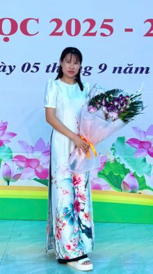 Cô giáo: Trần Thị Thơm